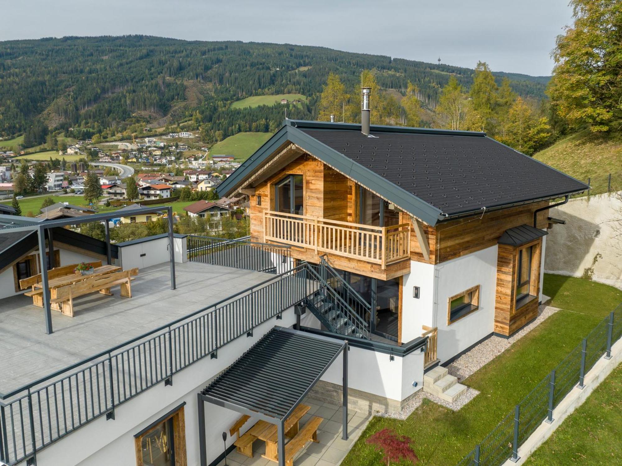 Holzlodge Deluxe Радштадт Экстерьер фото